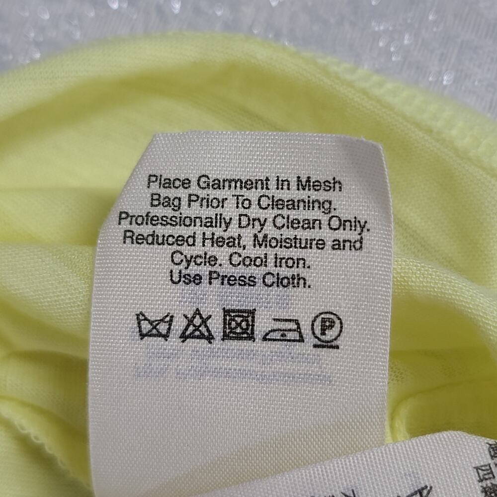PURE DKNY Butter yellow women's boxy tshirt Size Large amazingly Soft - Picture 6 of 7